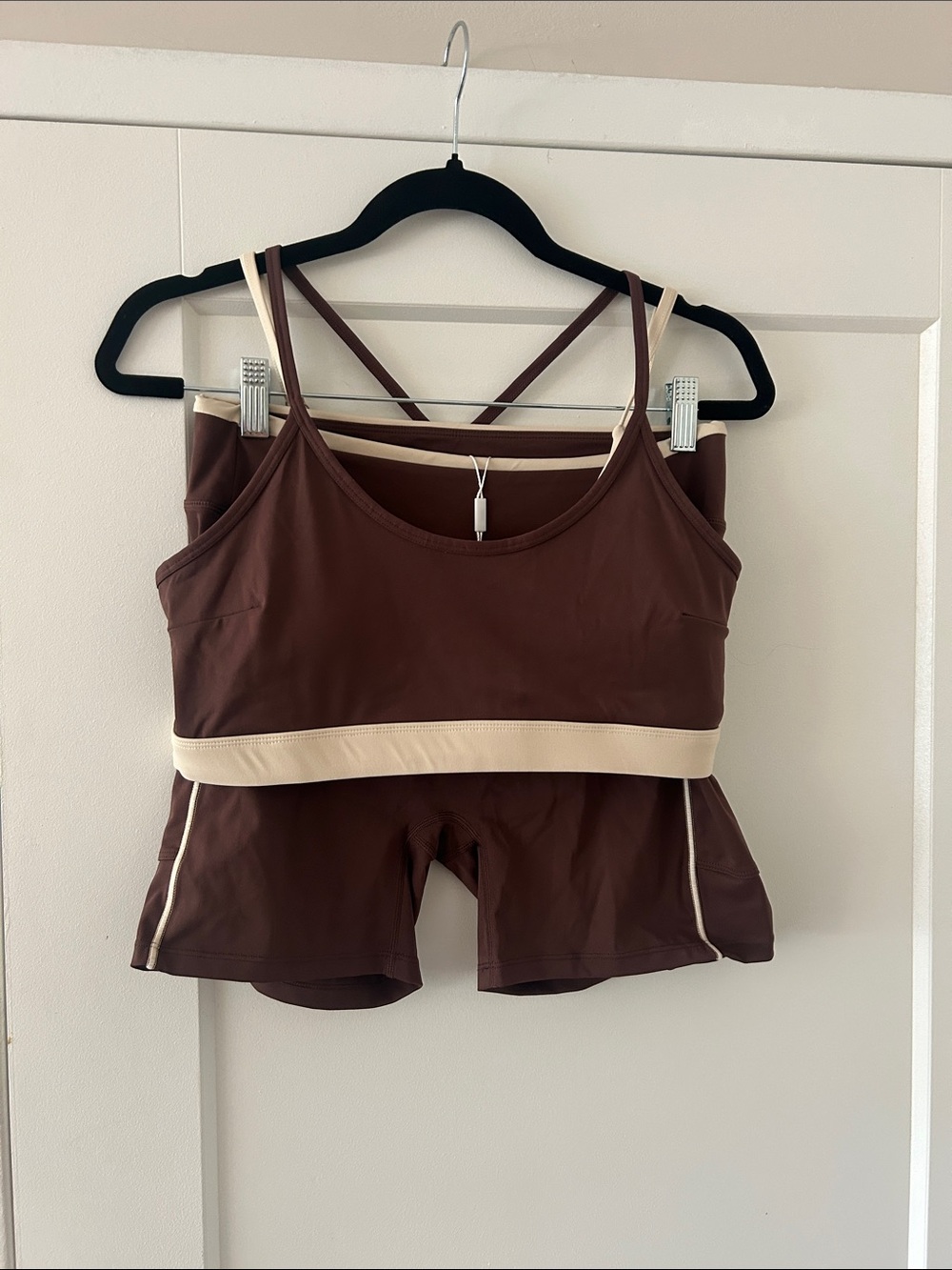 Brown & Cream Strappy Low-Impact Sports Bra